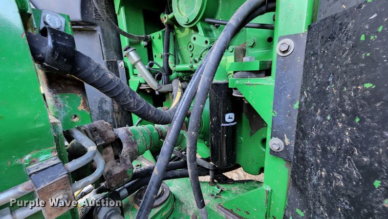 image for item MK9031 2006 John Deere 9520  Scraper Special 4WD tractor