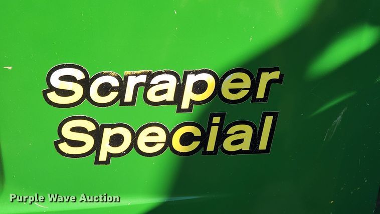 image for item MK9031 2006 John Deere 9520  Scraper Special 4WD tractor