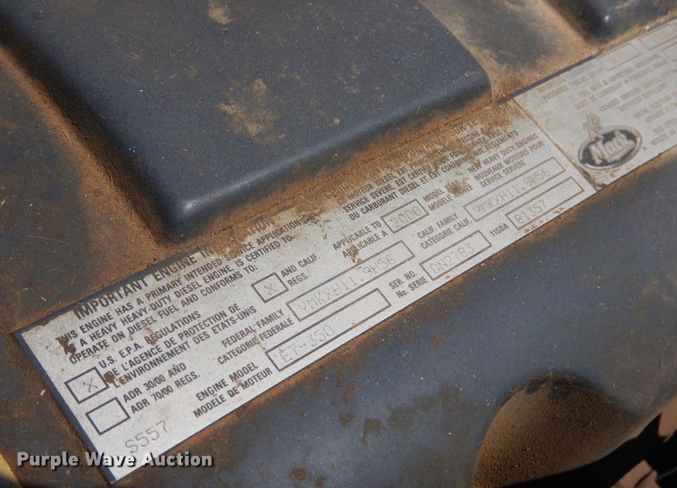 image for item DB7987 2001 Mack RD688S  truck cab and chassis