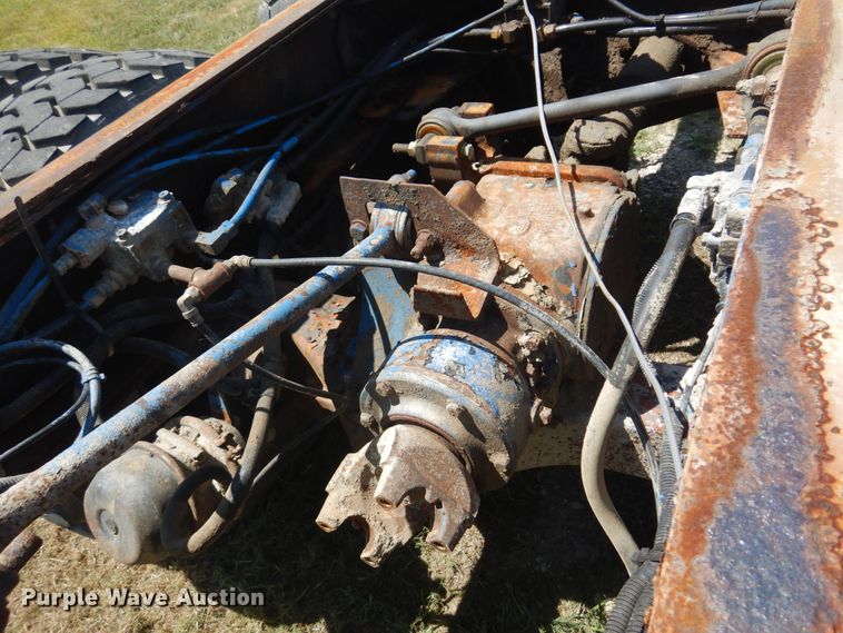 image for item DB7987 2001 Mack RD688S  truck cab and chassis