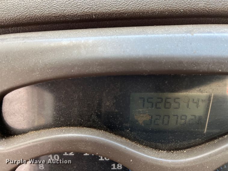 image for item DF5010 2007 Mack CXN 612  semi truck