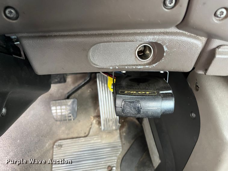 image for item DF5010 2007 Mack CXN 612  semi truck