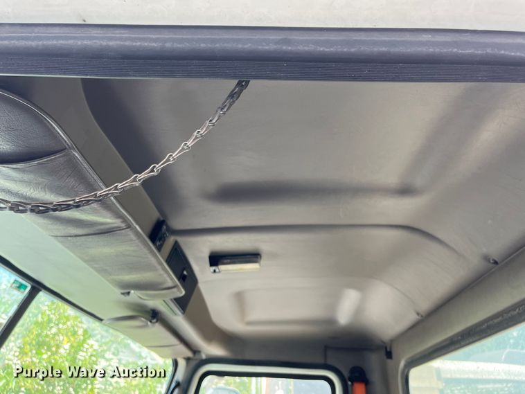 image for item DF5010 2007 Mack CXN 612  semi truck