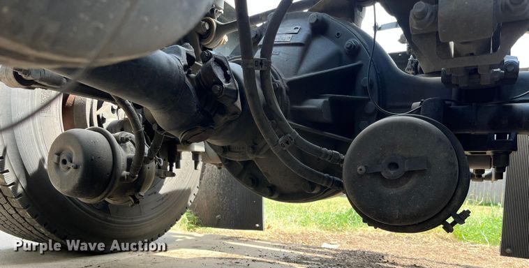 image for item DF5010 2007 Mack CXN 612  semi truck