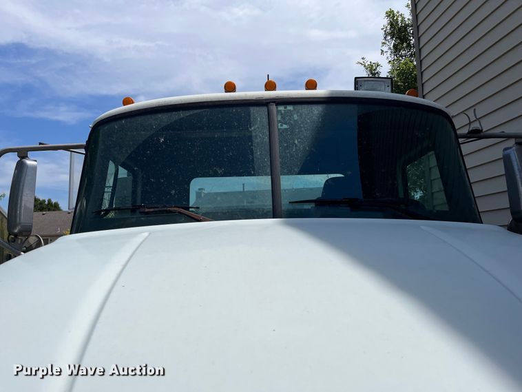 image for item DF5010 2007 Mack CXN 612  semi truck