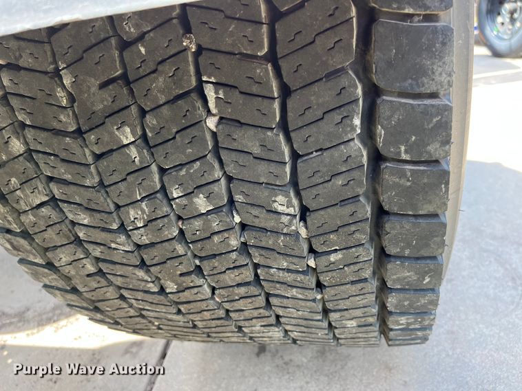 image for item DF5010 2007 Mack CXN 612  semi truck