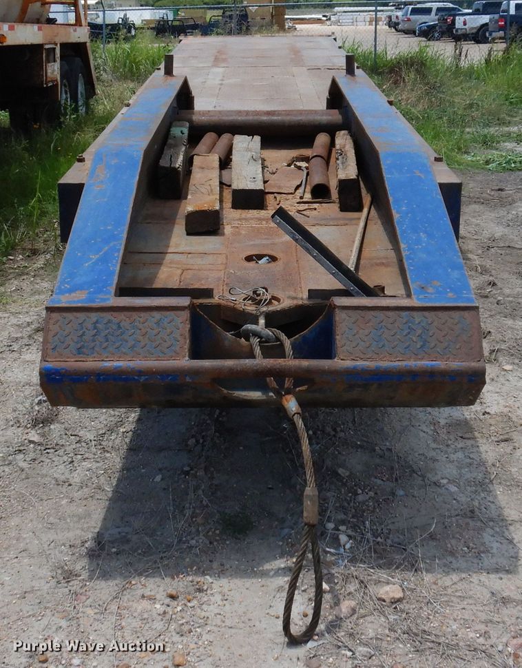 image for item DJ0819 2001 Atoka  oilfield trailer