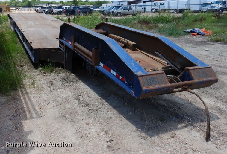 image for item DJ0819 2001 Atoka  oilfield trailer