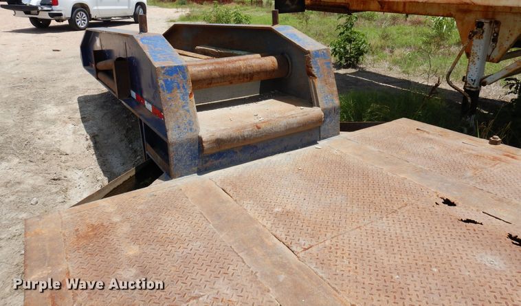 image for item DJ0819 2001 Atoka  oilfield trailer