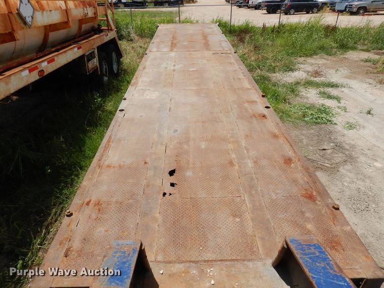 image for item DJ0819 2001 Atoka  oilfield trailer