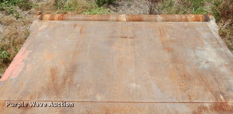 image for item DJ0819 2001 Atoka  oilfield trailer