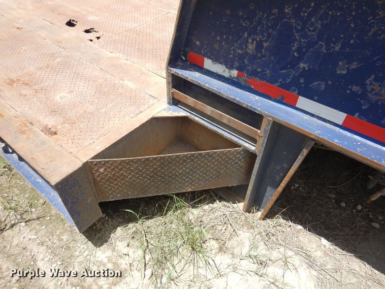 image for item DJ0819 2001 Atoka  oilfield trailer