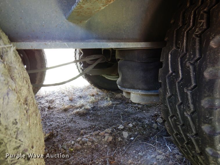 image for item DJ0819 2001 Atoka  oilfield trailer