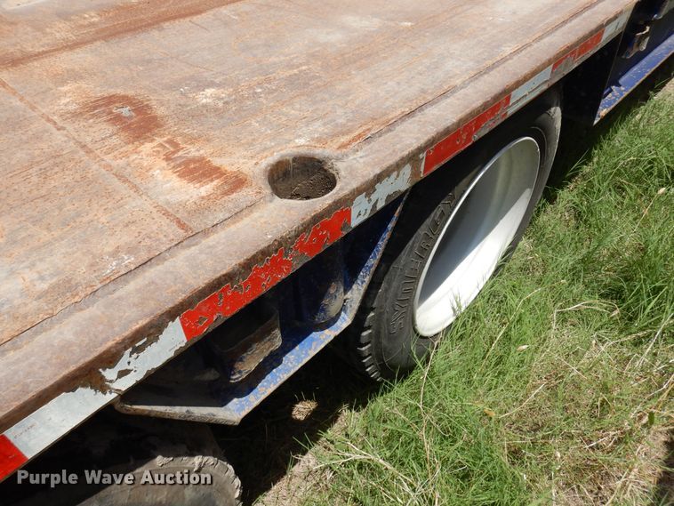 image for item DJ0819 2001 Atoka  oilfield trailer