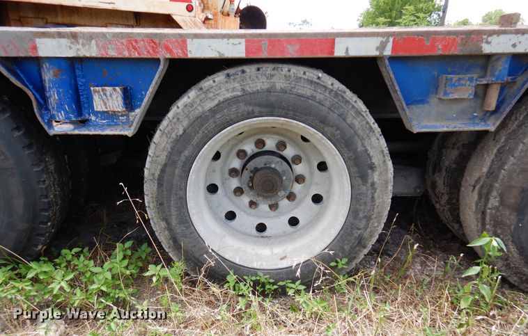 image for item DJ0819 2001 Atoka  oilfield trailer