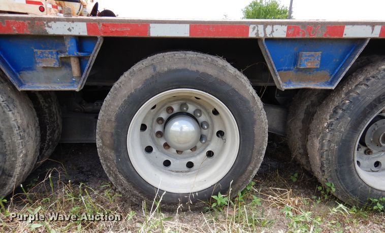 image for item DJ0819 2001 Atoka  oilfield trailer