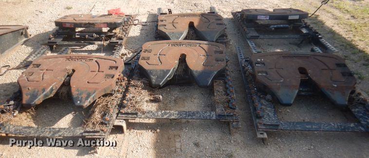 image for item DJ3859 (6) fifth wheel plates