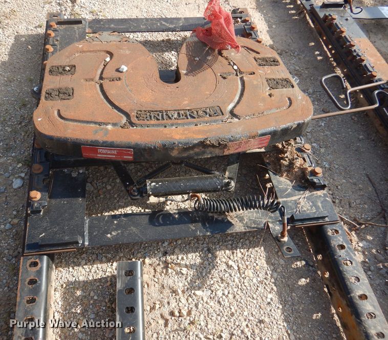 image for item DJ3859 (6) fifth wheel plates