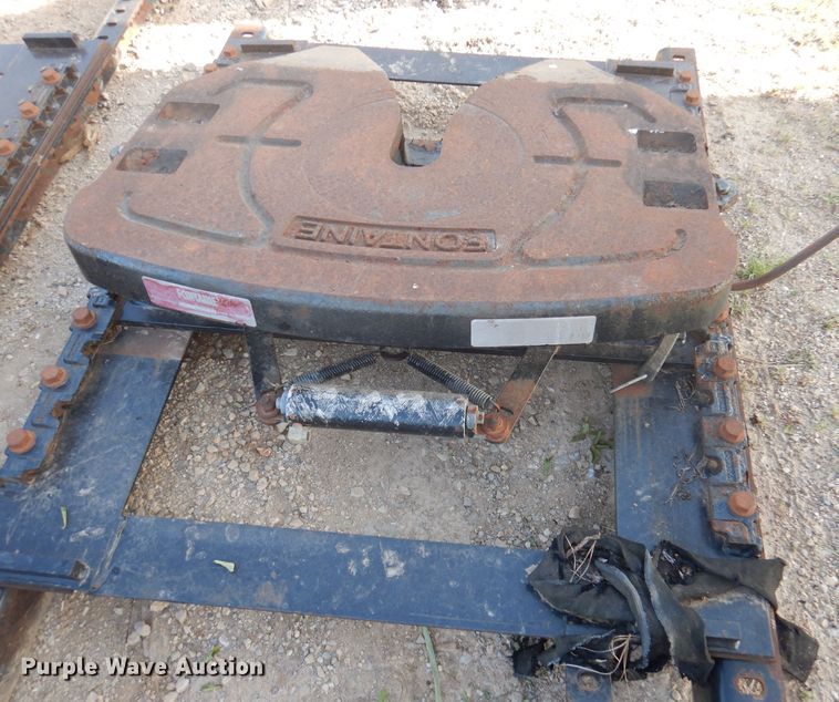 image for item DJ3859 (6) fifth wheel plates