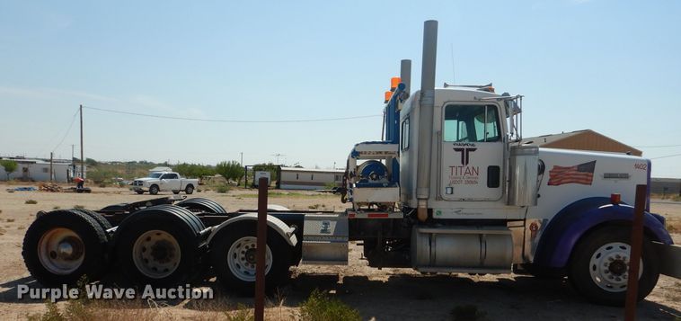 image for item DJ8972 1995 Kenworth W900B  semi truck