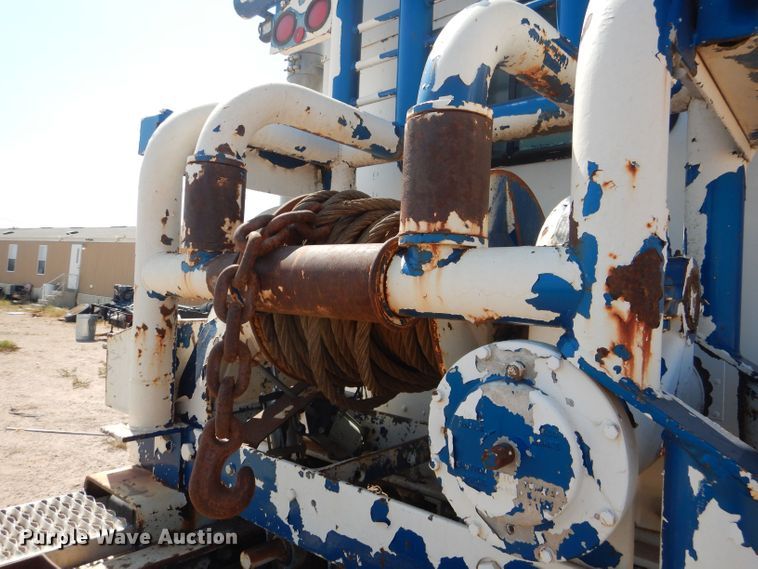 image for item DJ8972 1995 Kenworth W900B  semi truck