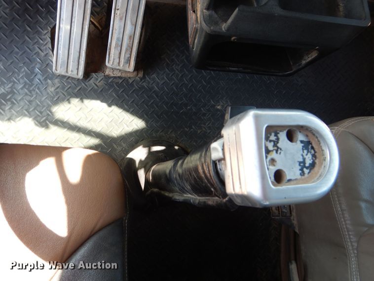 image for item DJ8972 1995 Kenworth W900B  semi truck