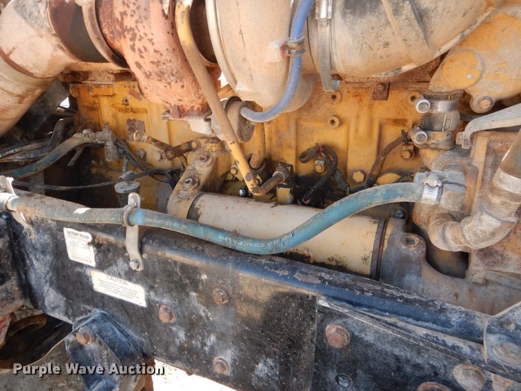 image for item DJ8972 1995 Kenworth W900B  semi truck