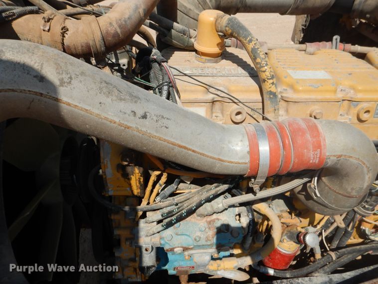 image for item DJ8972 1995 Kenworth W900B  semi truck