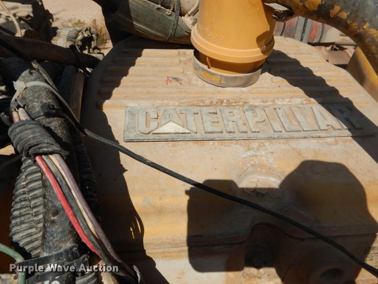 image for item DJ8972 1995 Kenworth W900B  semi truck