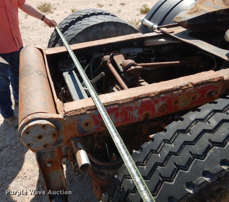 image for item DJ8972 1995 Kenworth W900B  semi truck