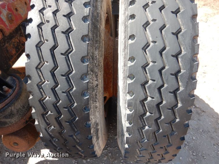 image for item DJ8972 1995 Kenworth W900B  semi truck