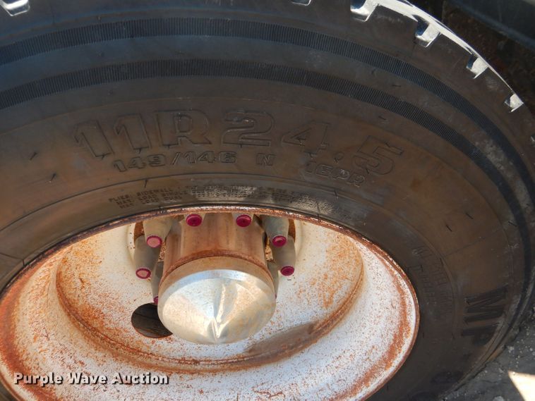 image for item DJ8972 1995 Kenworth W900B  semi truck