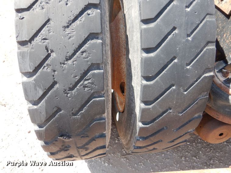 image for item DJ8972 1995 Kenworth W900B  semi truck