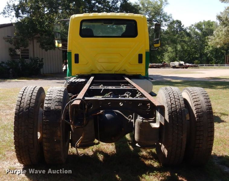 image for item DK0365 2012 International DuraStar 4300  truck cab and chassis