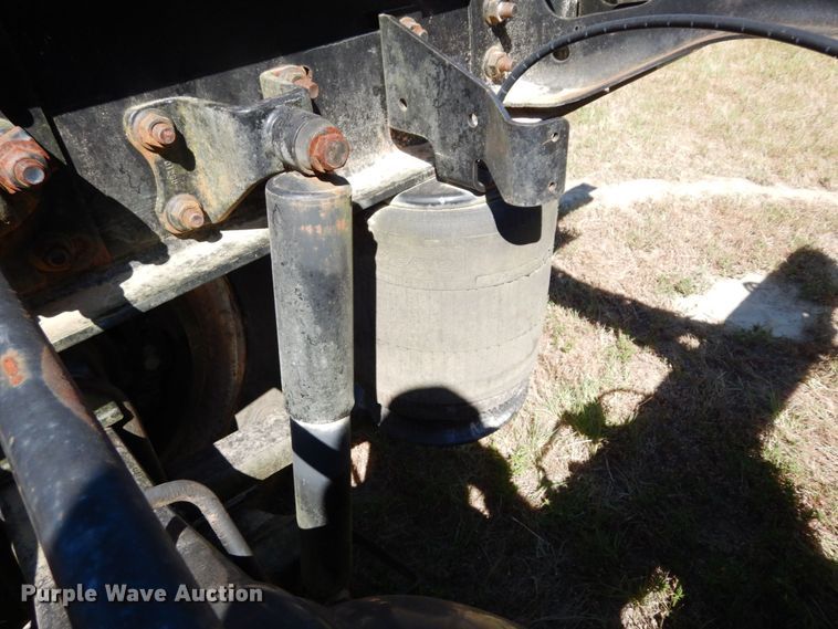 image for item DK0365 2012 International DuraStar 4300  truck cab and chassis