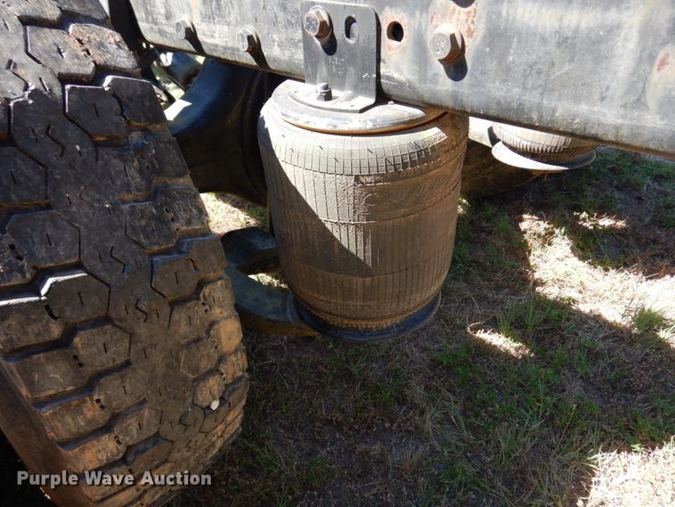 image for item DK0365 2012 International DuraStar 4300  truck cab and chassis