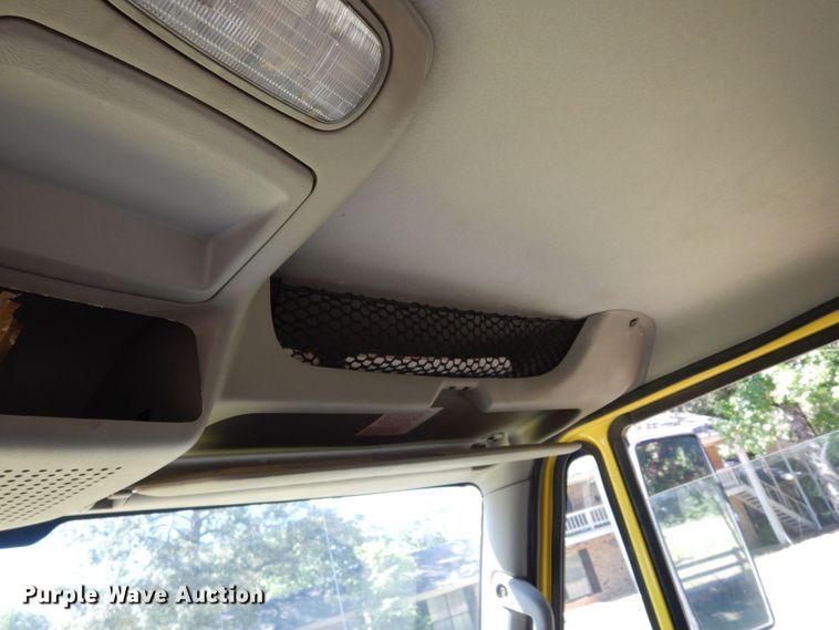 image for item DK0365 2012 International DuraStar 4300  truck cab and chassis