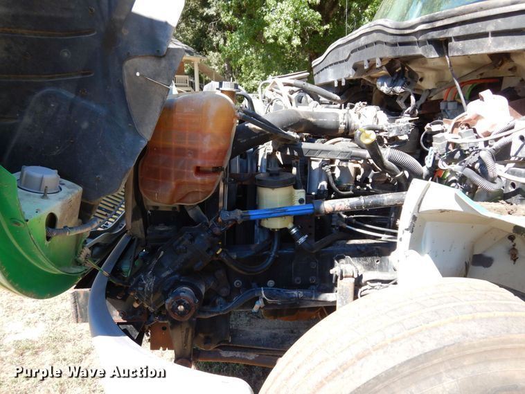 image for item DK0365 2012 International DuraStar 4300  truck cab and chassis