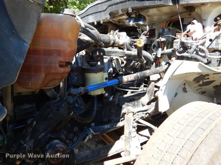 image for item DK0365 2012 International DuraStar 4300  truck cab and chassis