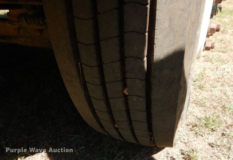 image for item DK0365 2012 International DuraStar 4300  truck cab and chassis