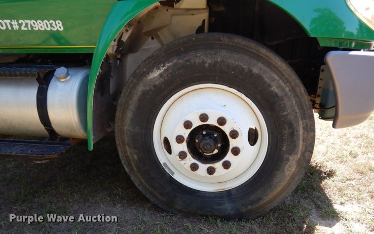 image for item DK0365 2012 International DuraStar 4300  truck cab and chassis