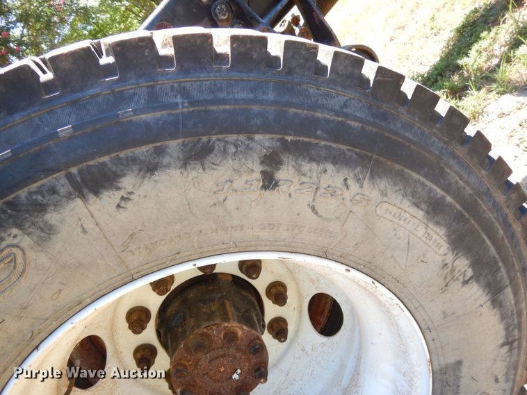 image for item DK0365 2012 International DuraStar 4300  truck cab and chassis