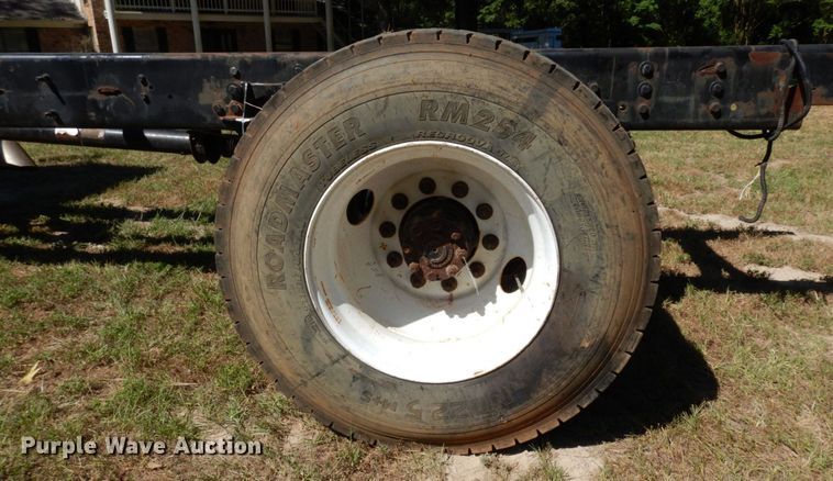 image for item DK0365 2012 International DuraStar 4300  truck cab and chassis