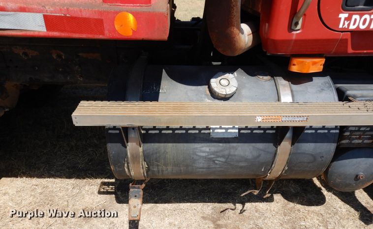 image for item DK0382 1996 Mack CH613  dump truck