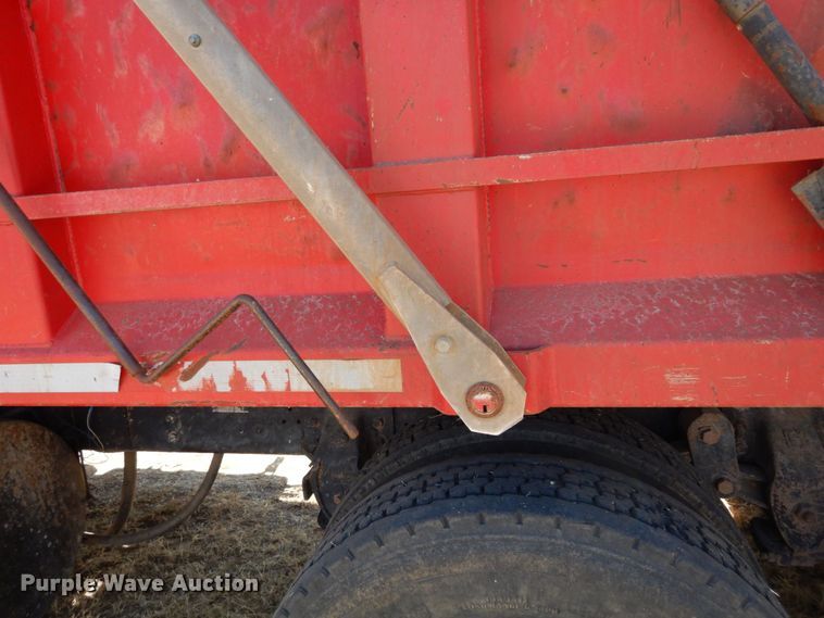 image for item DK0382 1996 Mack CH613  dump truck