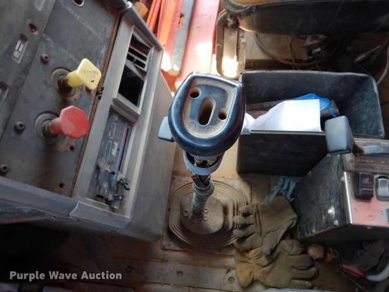 image for item DK0382 1996 Mack CH613  dump truck