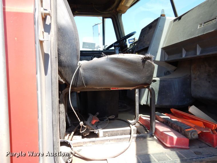 image for item DK0382 1996 Mack CH613  dump truck