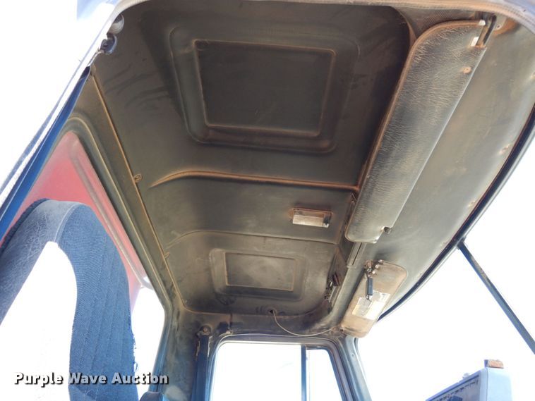 image for item DK0382 1996 Mack CH613  dump truck