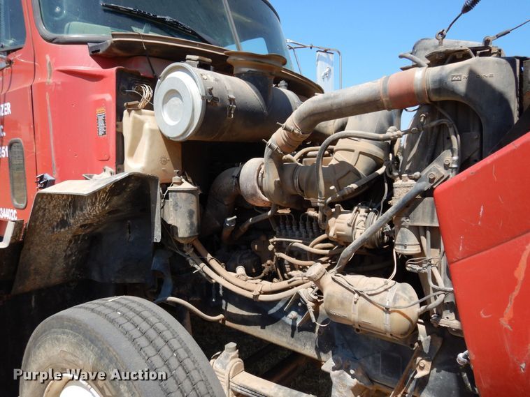 image for item DK0382 1996 Mack CH613  dump truck