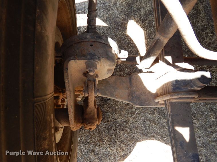 image for item DK0382 1996 Mack CH613  dump truck